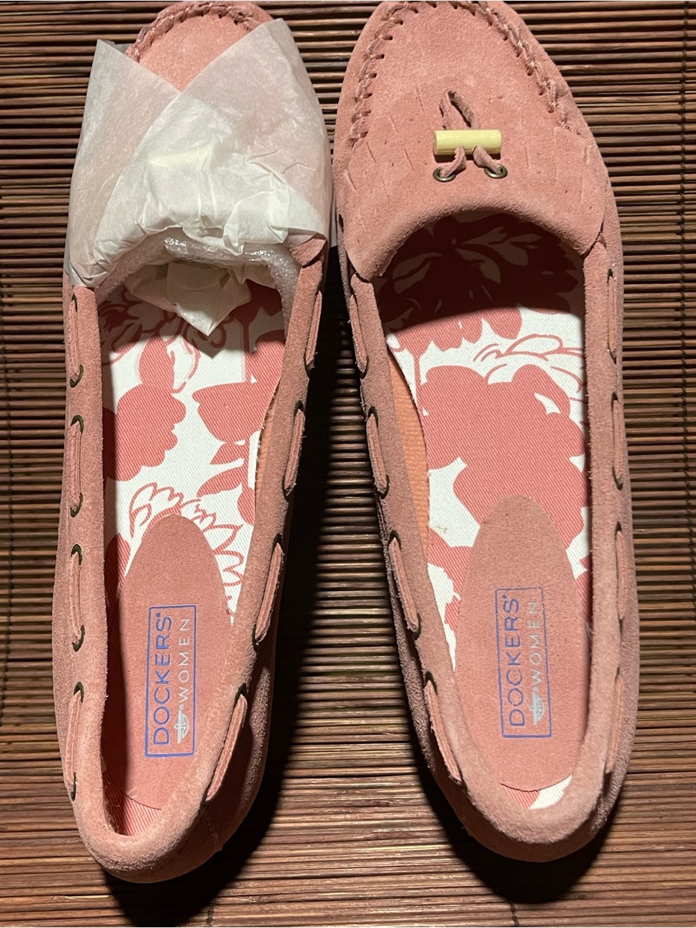 NIB Women’s Dockers “Medium Pink Suede”Gypsy style loafers Sz 10 M